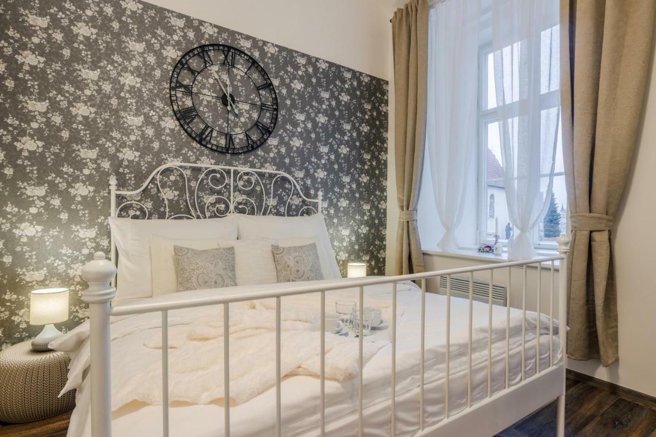 Prague Apt Near Charles Bridge By Michal&Friends Exterior foto